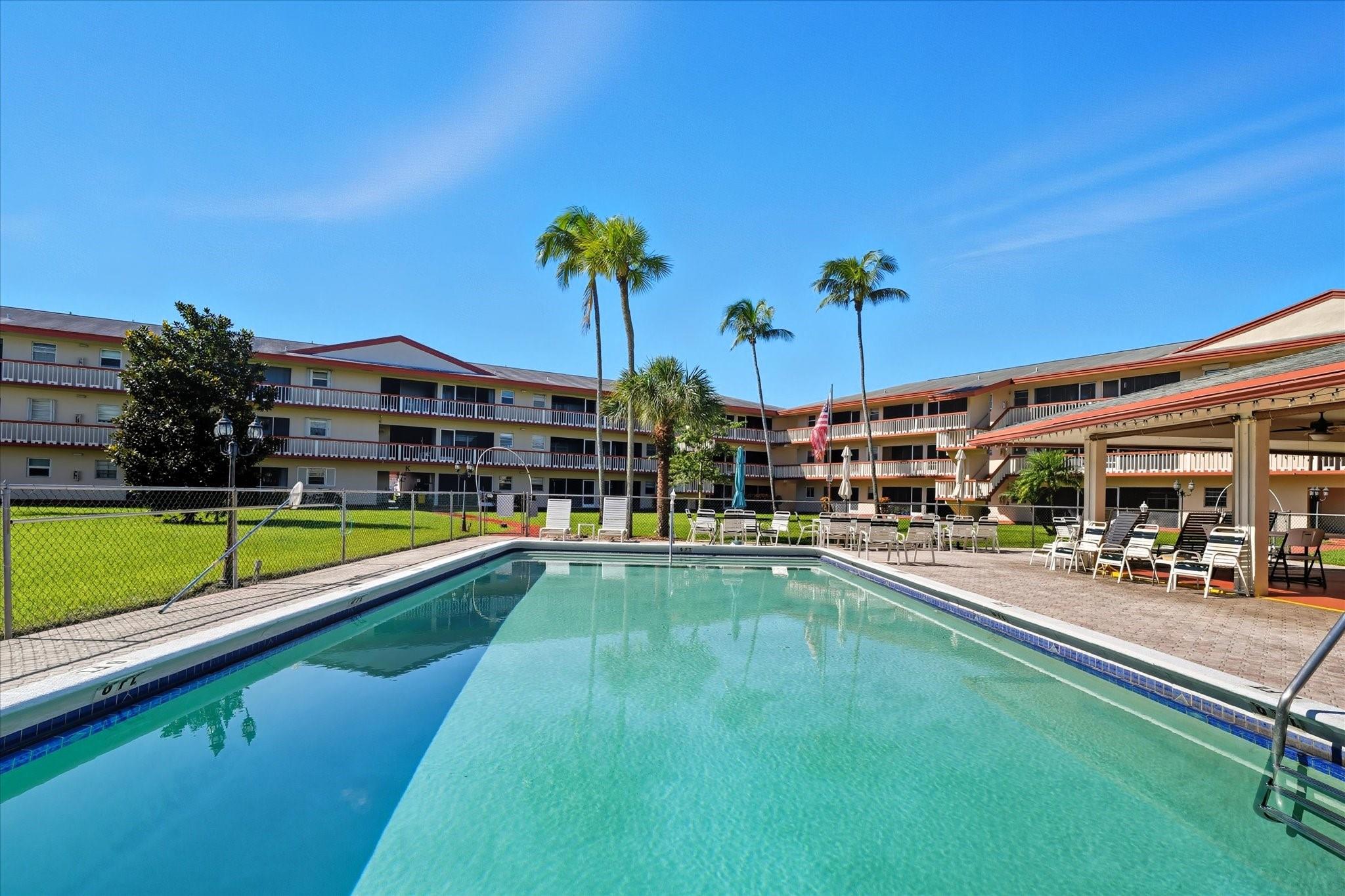 BEVERLY HILLS - Residential