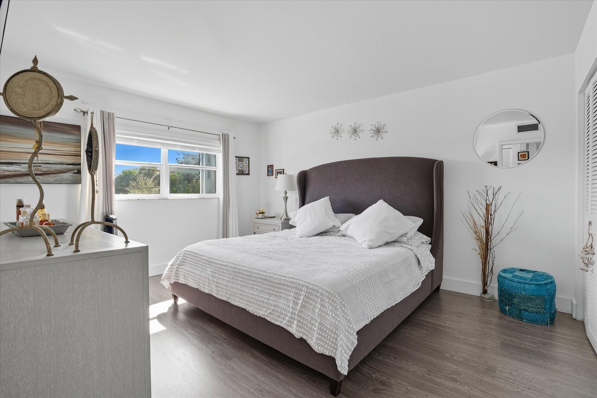BEVERLY HILLS - Residential