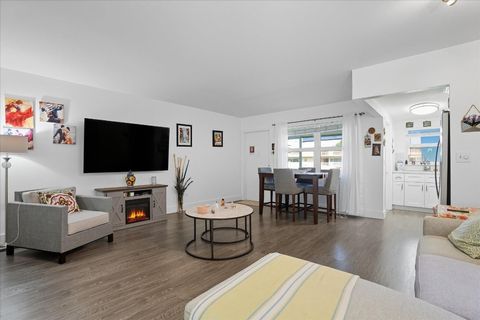 5300 Washington Street J214 Hollywood FL 33021