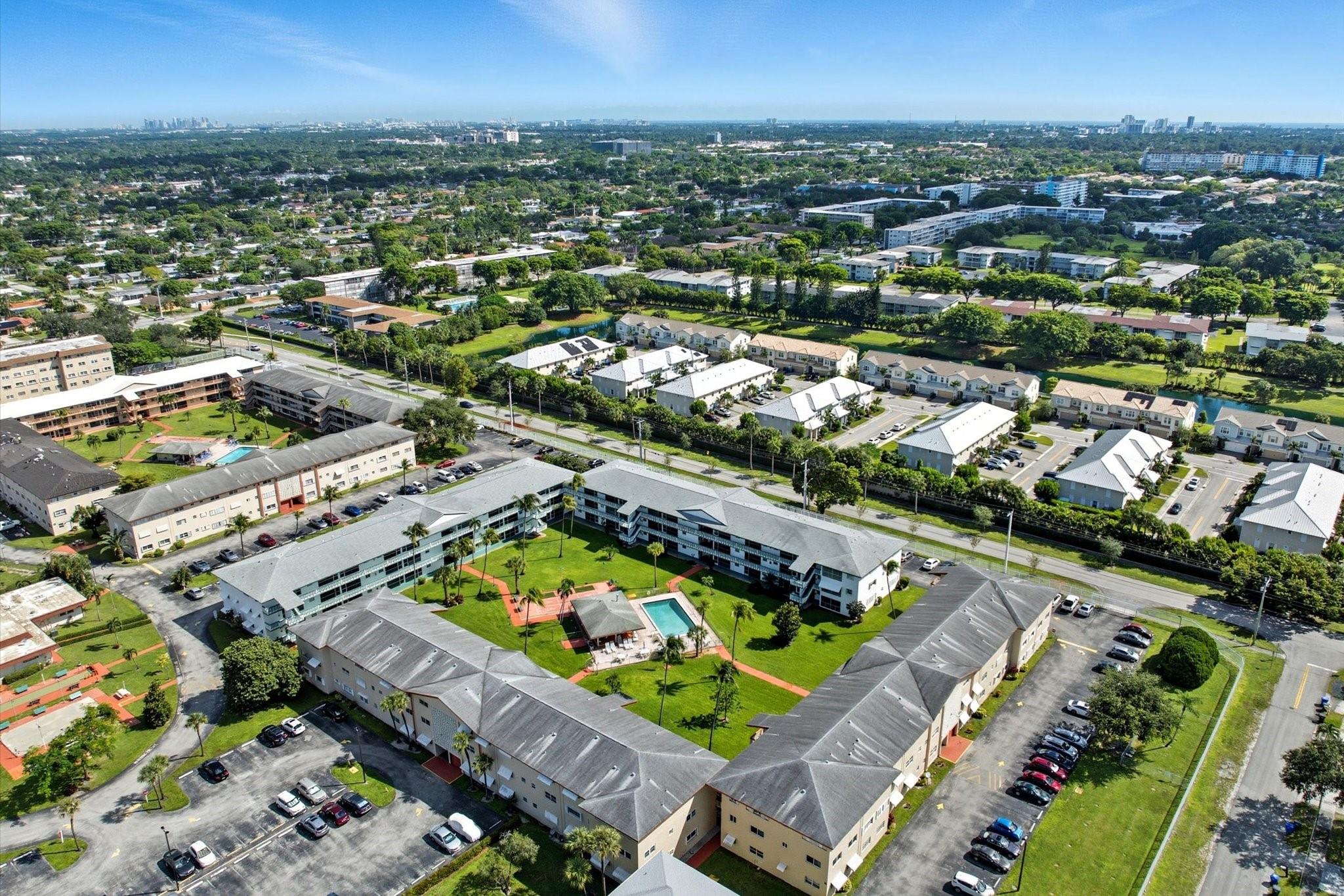 BEVERLY HILLS - Residential