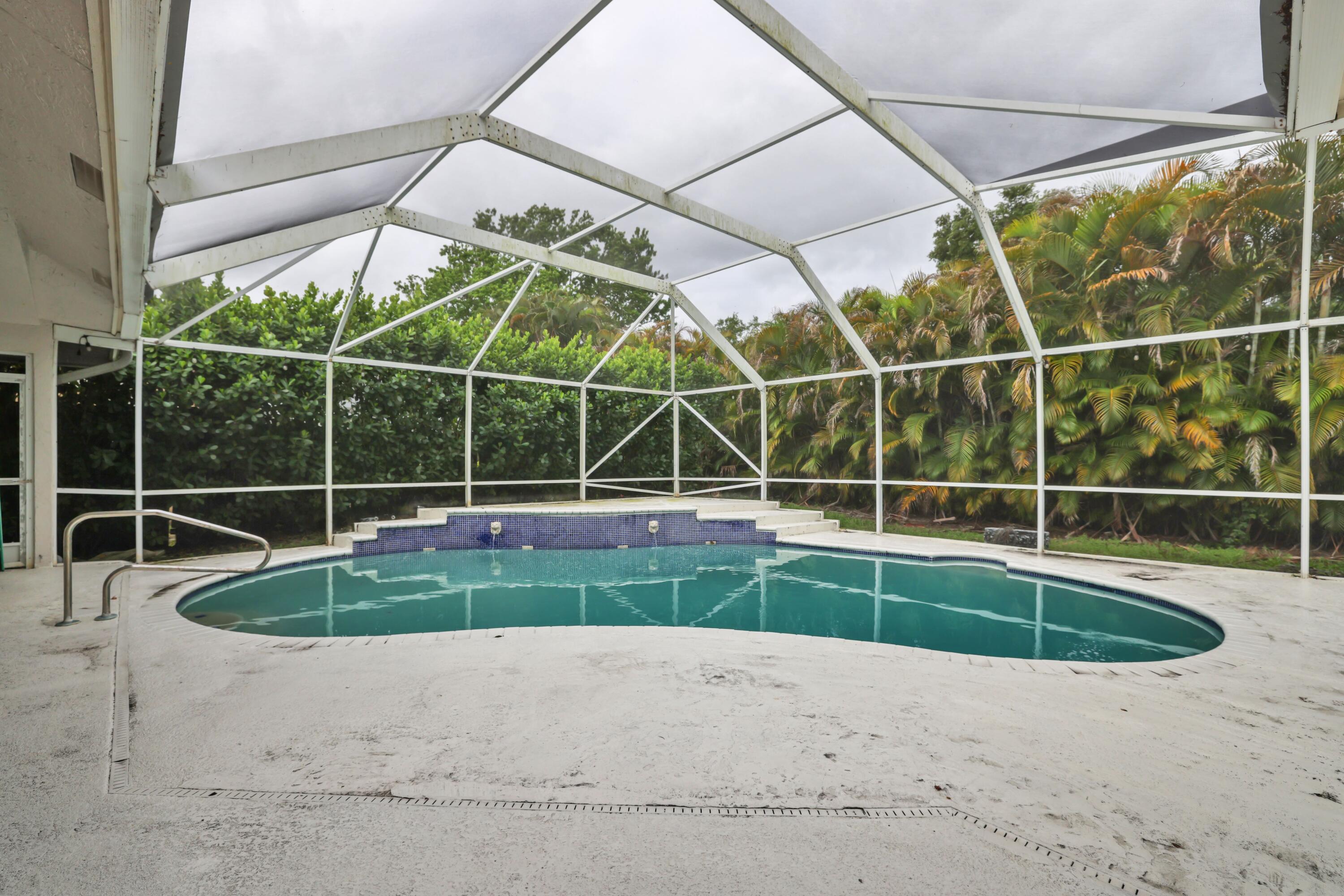 GREENVIEW SHORES 2 OF WELLINGTON - Residential