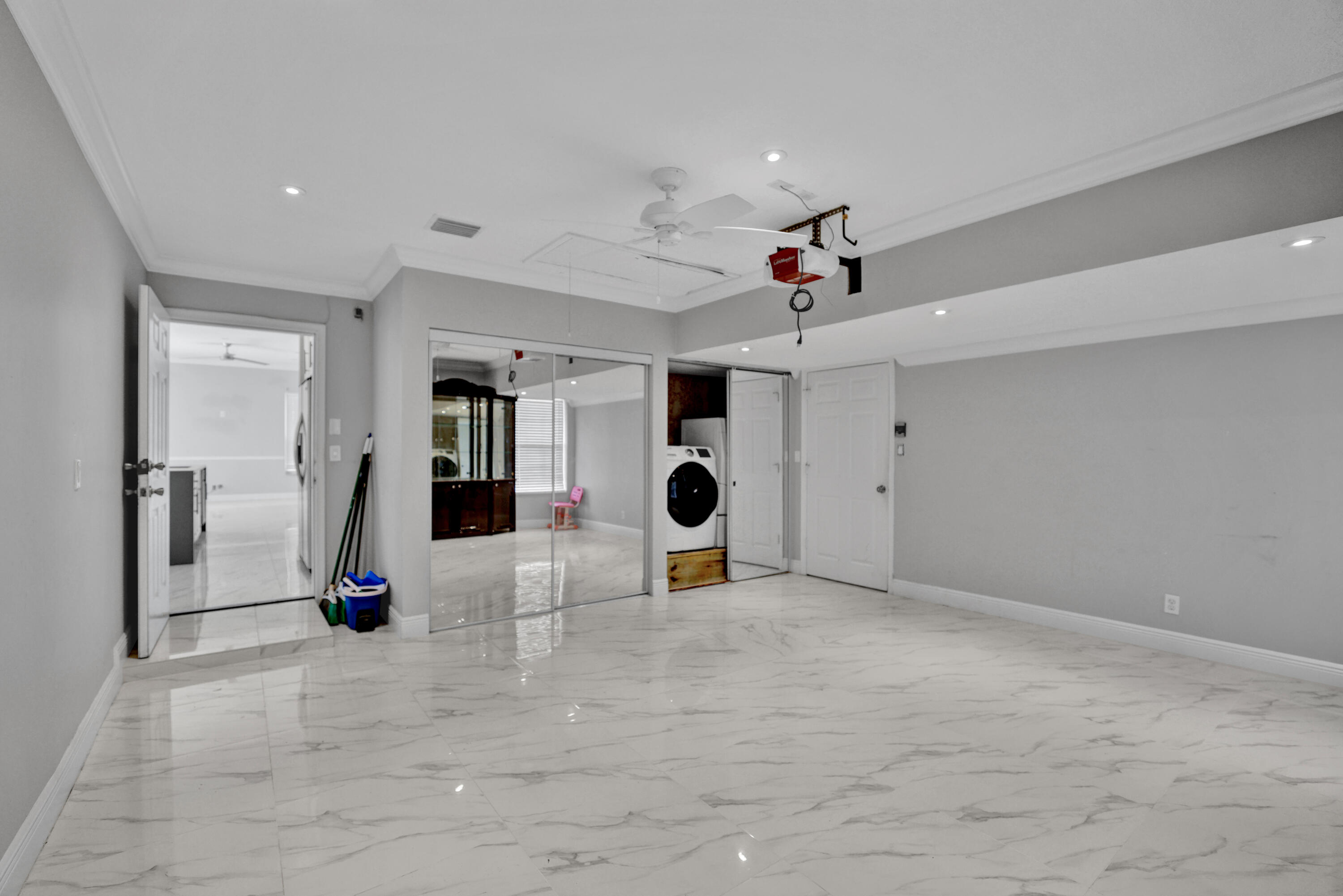 GREENVIEW SHORES 2 OF WELLINGTON - Residential