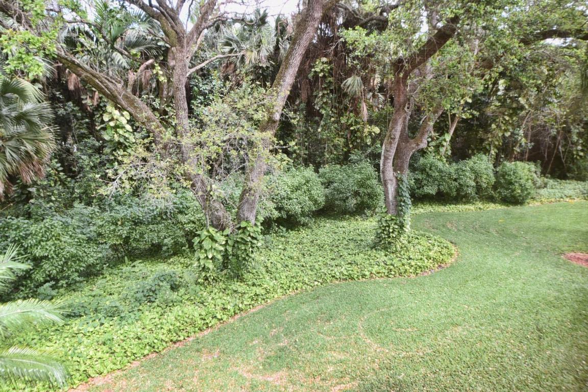 COACH HOUSES OF TOWN PLACE CONDO - Residential Lease