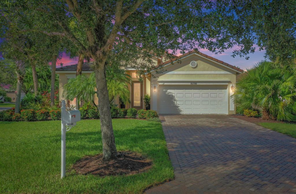 Photo of 10700 SW Southgate Court, Port St Lucie, FL 34987 (MLS # R10912208)