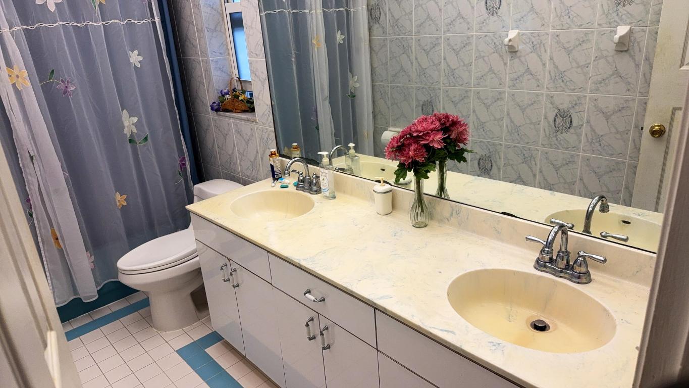 THE DELLS - Residential