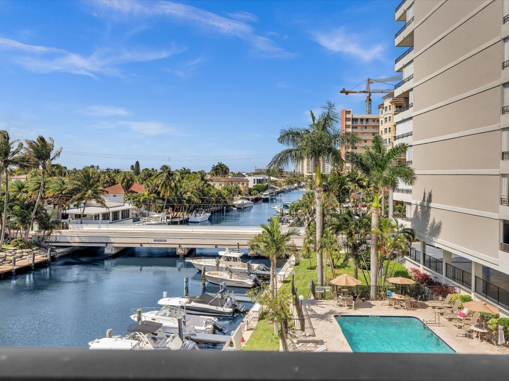 1421 S Ocean Boulevard 420