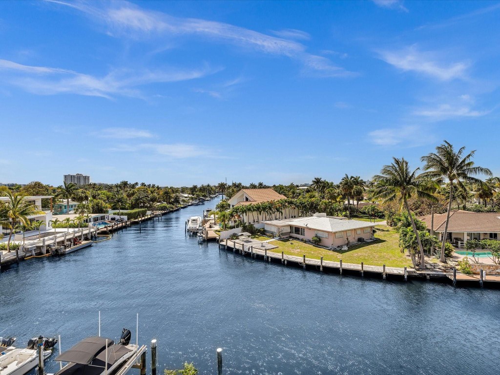 1421 S Ocean Boulevard 420