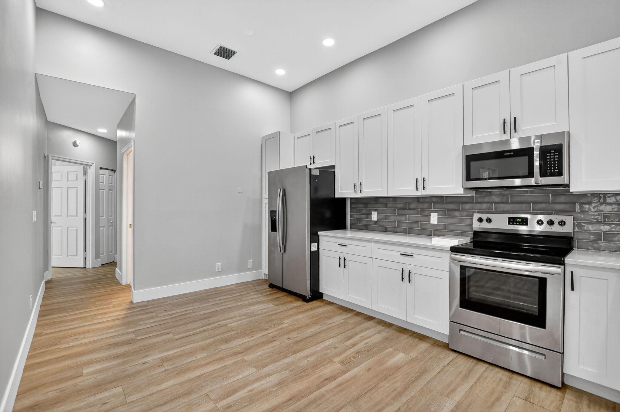 LAZNICKA PLAT NO 1 - Residential Lease