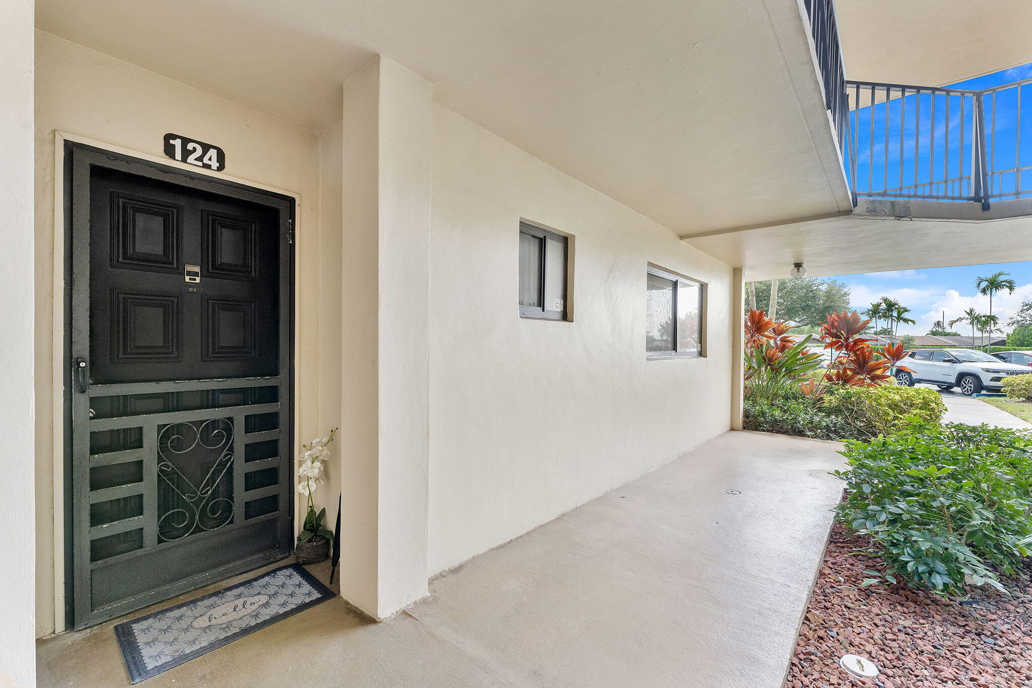 5280 Las Verdes Circle 124