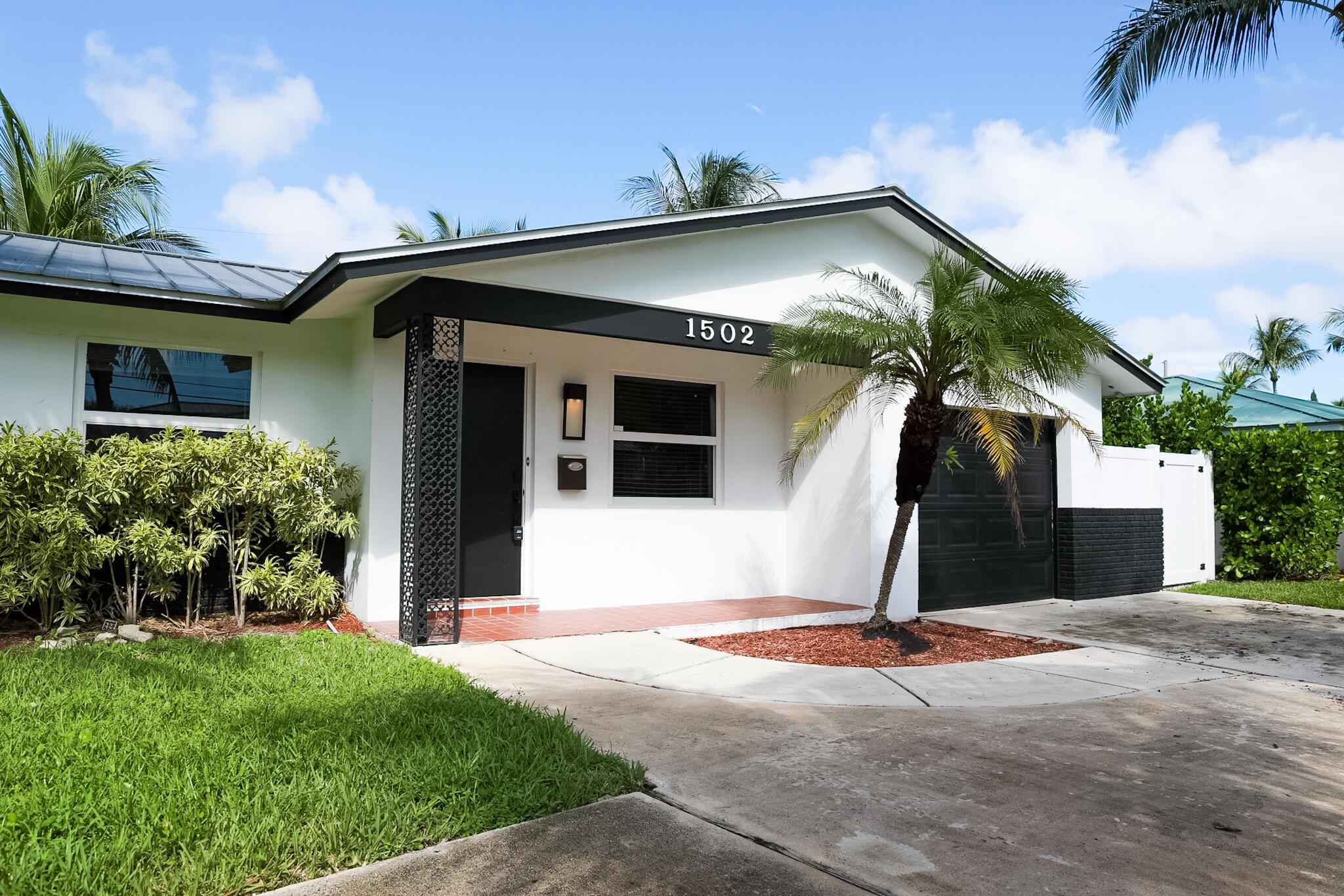 1502 NW 4th Avenue
