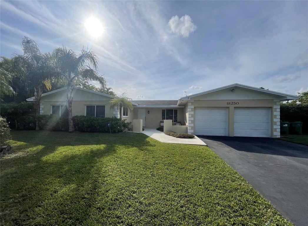 18250 SW 88th Place, Palmetto Bay FL 33157