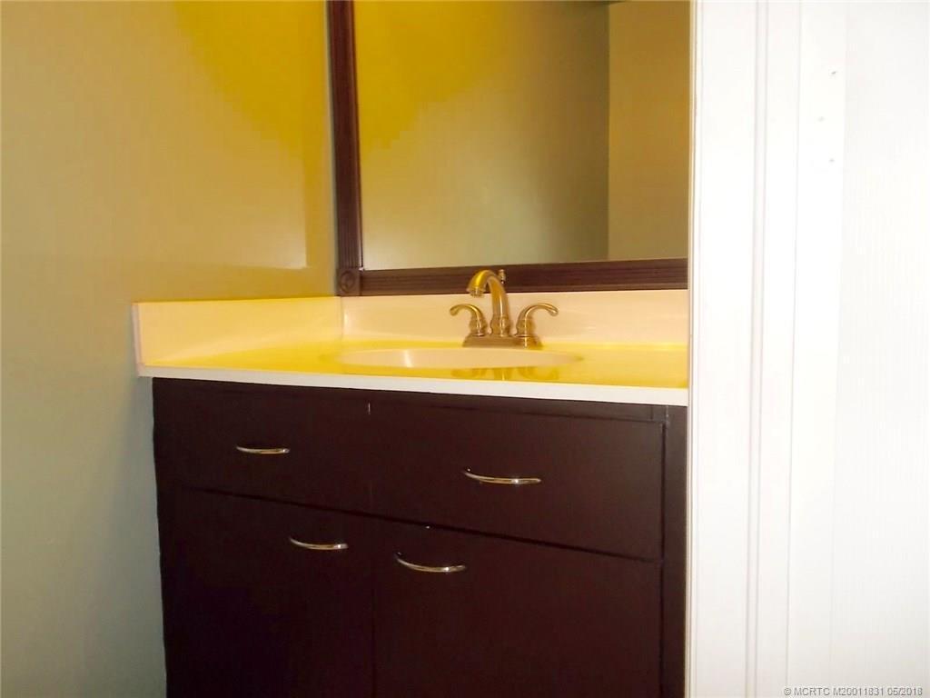 CHARTER CLUB AT MARTIN DOWNS - Residential