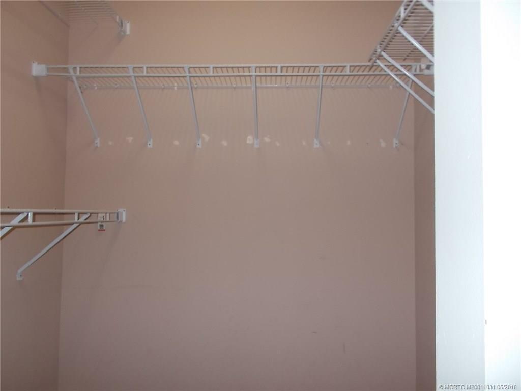 CHARTER CLUB AT MARTIN DOWNS - Residential