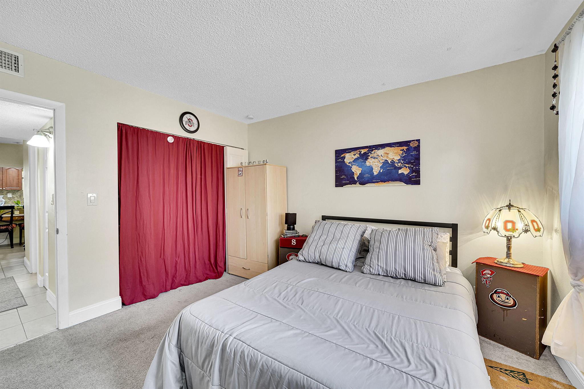 Hollywood, Florida 33021, United States, 2 Bedrooms Bedrooms, ,1 BathroomBathrooms,Residential,Active,209611