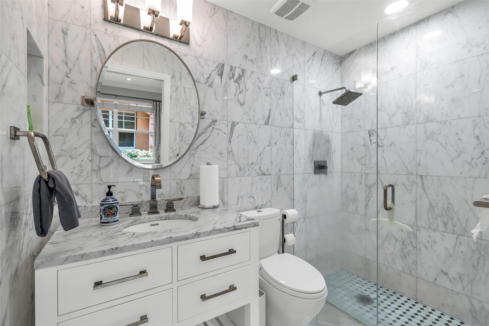 VILLA MEDICI CONDO - Residential