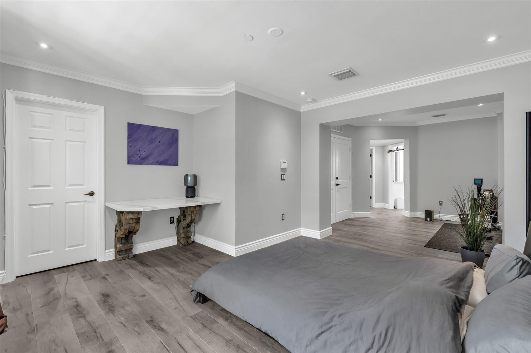 VILLA MEDICI CONDO - Residential