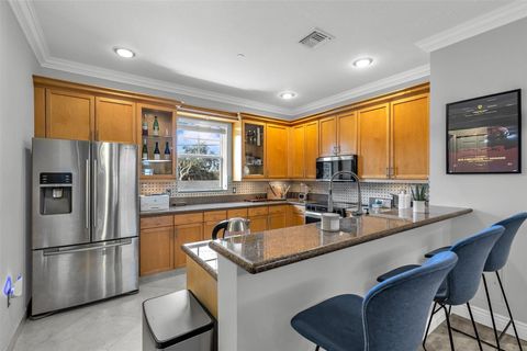 1033 NE 17th Way 1905 Fort Lauderdale FL 33304