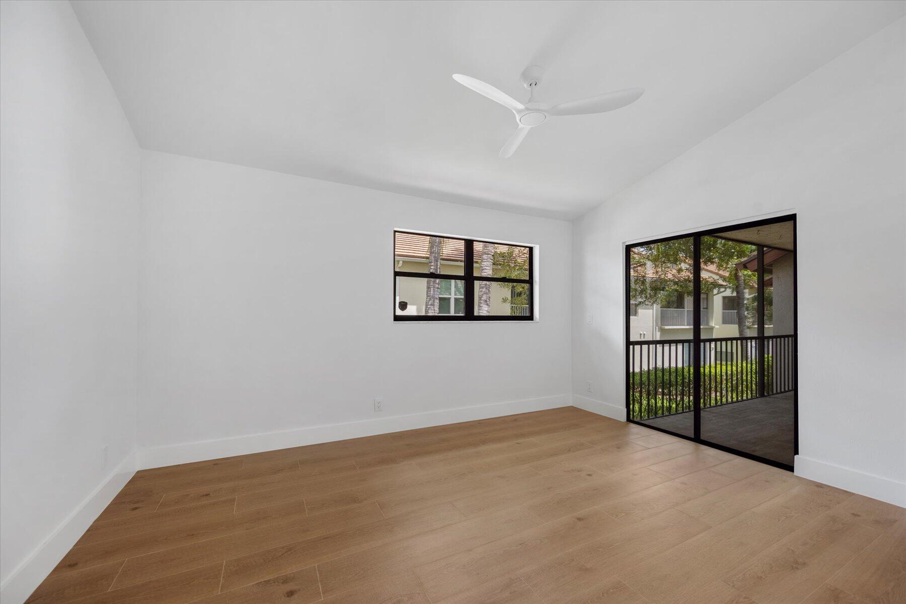 SHORES AT WELLINGTON II COND DECL FILED 2-27-86 IN - Residential