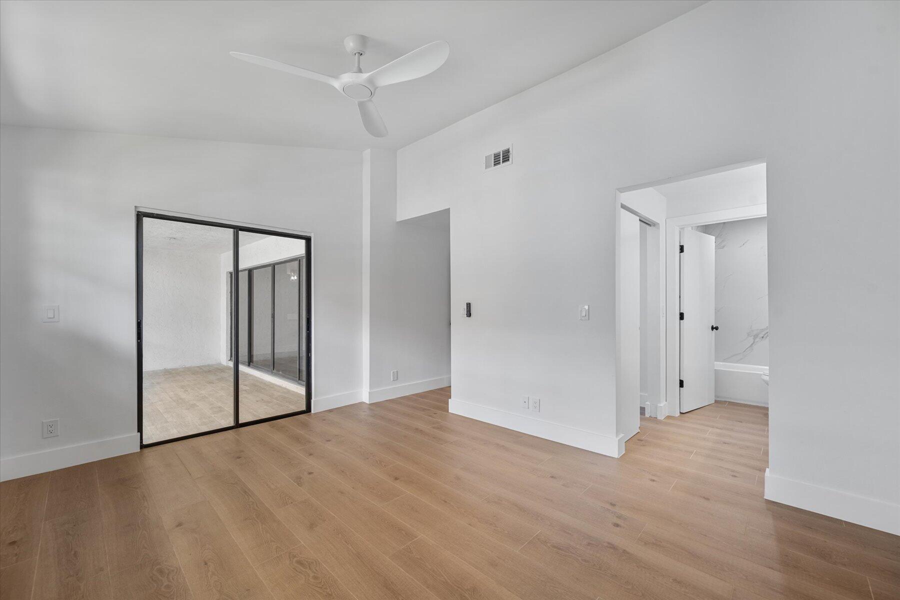 SHORES AT WELLINGTON II COND DECL FILED 2-27-86 IN - Residential