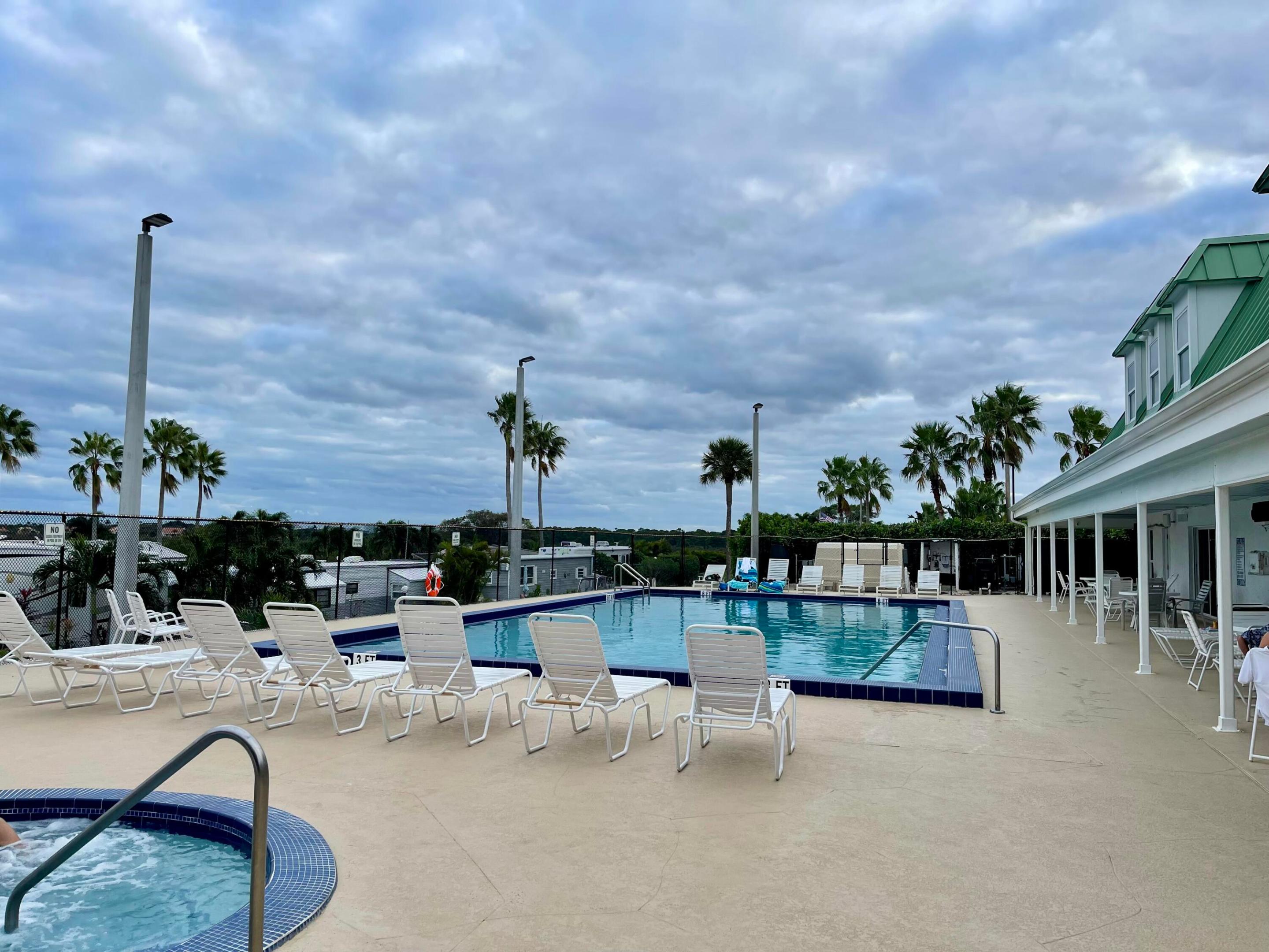 YOGI-BY-THE-SEA CONDO - Residential