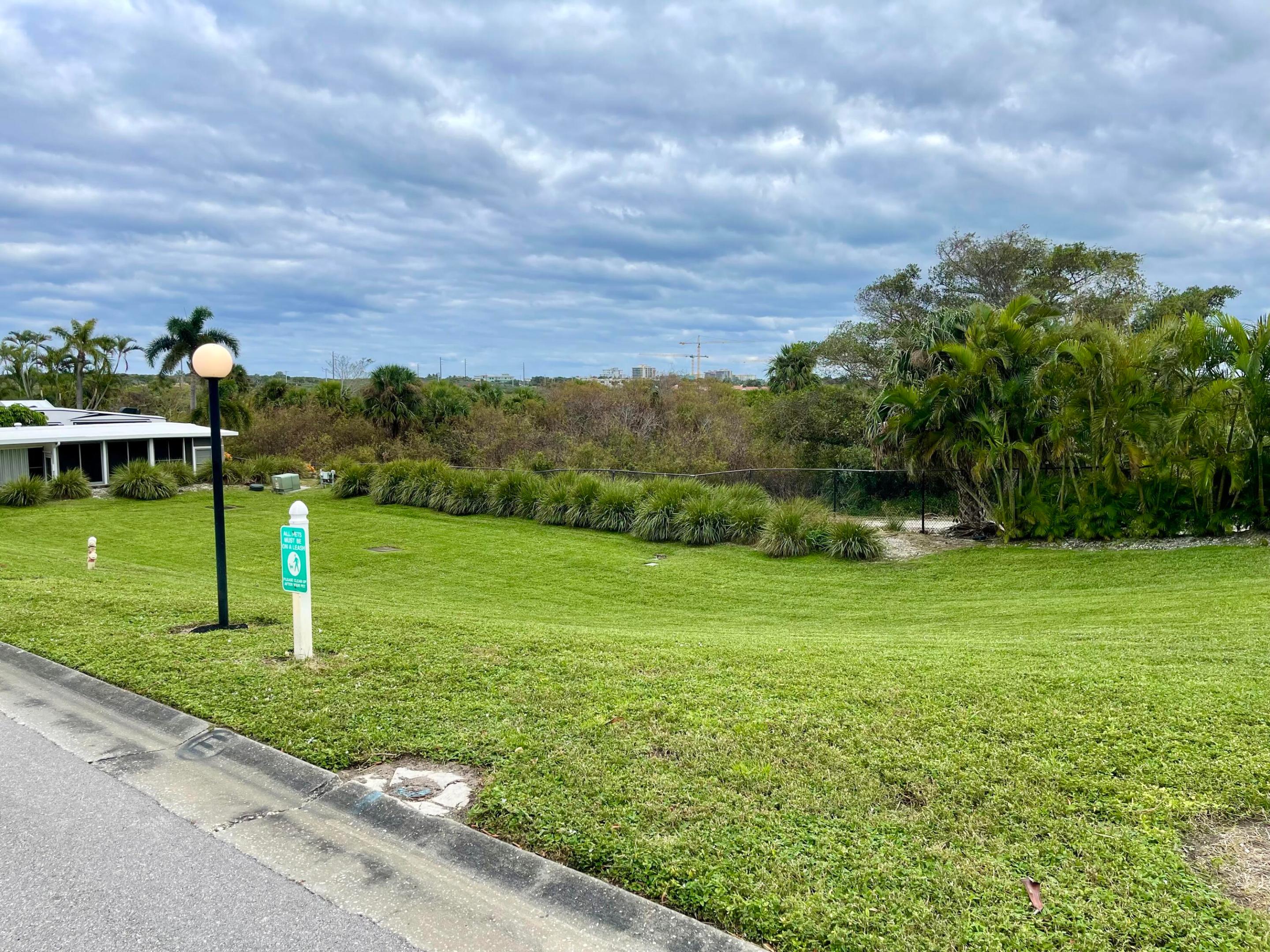 YOGI-BY-THE-SEA CONDO - Residential