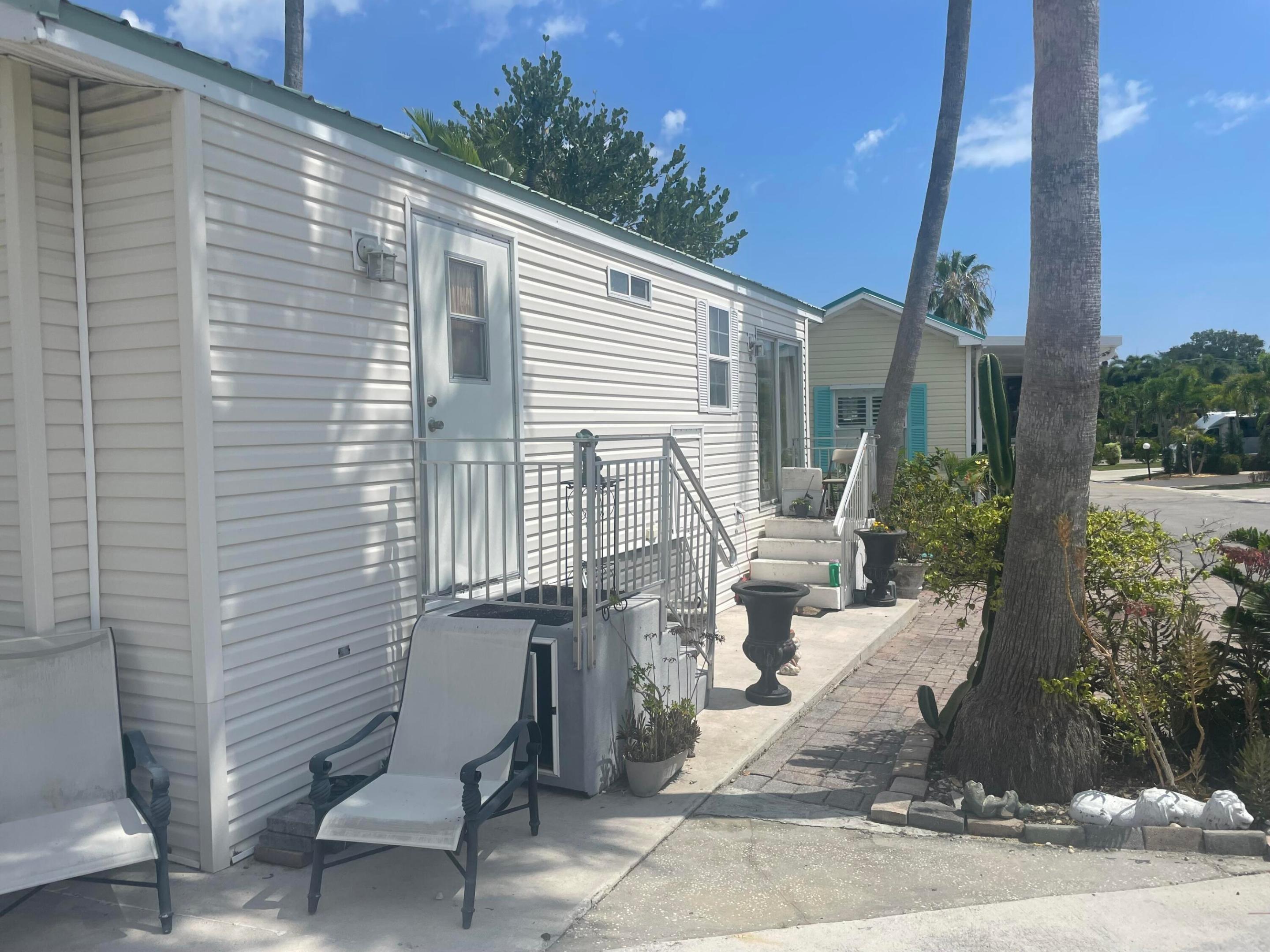 YOGI-BY-THE-SEA CONDO - Residential