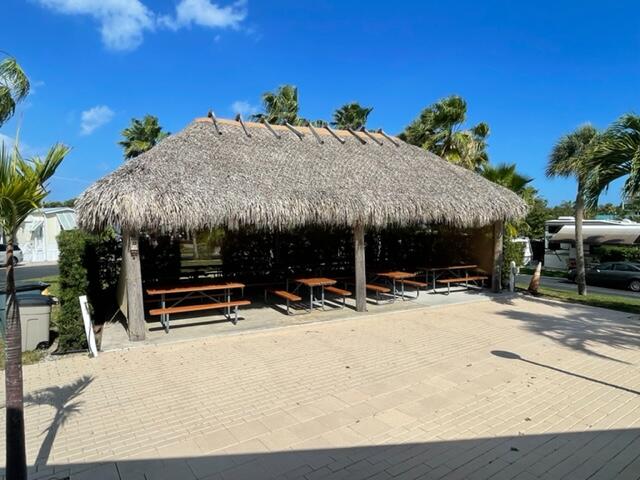 YOGI-BY-THE-SEA CONDO - Residential