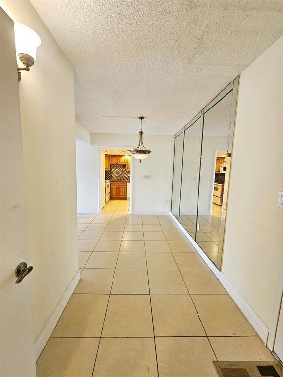 4172 Inverrary Dr 410