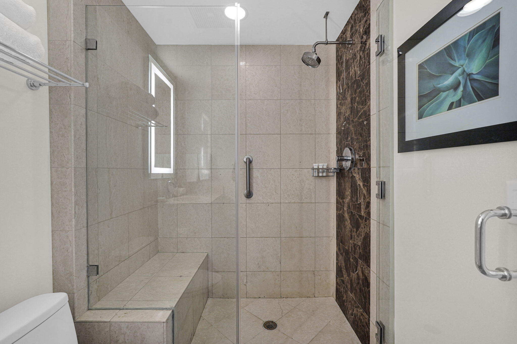Q CLUB RESORT & RESIDENCES CONDO - Residential