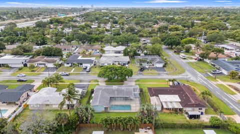 Tiny photo for 5281 SW 4th Court, Plantation, FL 33317 (MLS # B26016767)