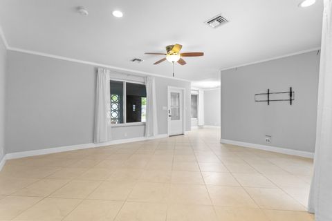 Tiny photo for 5281 SW 4th Court, Plantation, FL 33317 (MLS # B26016767)