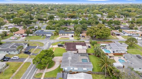 Tiny photo for 5281 SW 4th Court, Plantation, FL 33317 (MLS # B26016767)