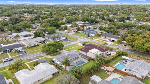 Tiny photo for 5281 SW 4th Court, Plantation, FL 33317 (MLS # B26016767)