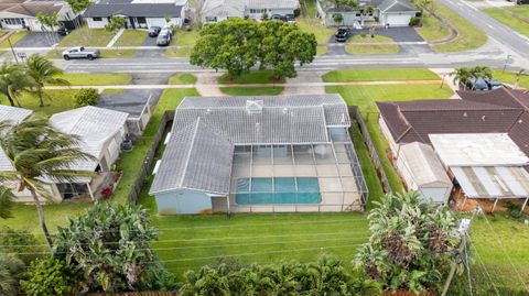 Tiny photo for 5281 SW 4th Court, Plantation, FL 33317 (MLS # B26016767)