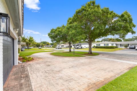 Tiny photo for 5281 SW 4th Court, Plantation, FL 33317 (MLS # B26016767)