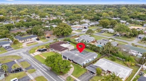 Tiny photo for 5281 SW 4th Court, Plantation, FL 33317 (MLS # B26016767)