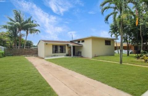 A home in Plantation