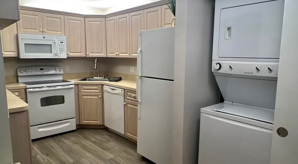 4849 SABLE PINE Circle B1