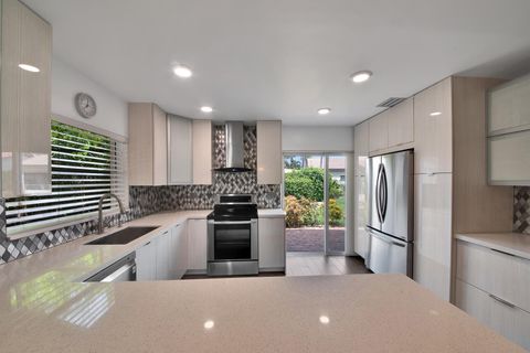 Tiny photo for 5529 Lakeview Mews Terrace, Boynton Beach, FL 33437 (MLS # B26006344)