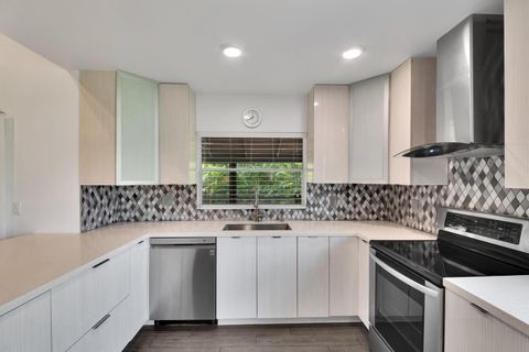 Tiny photo for 5529 Lakeview Mews Terrace, Boynton Beach, FL 33437 (MLS # B26006344)