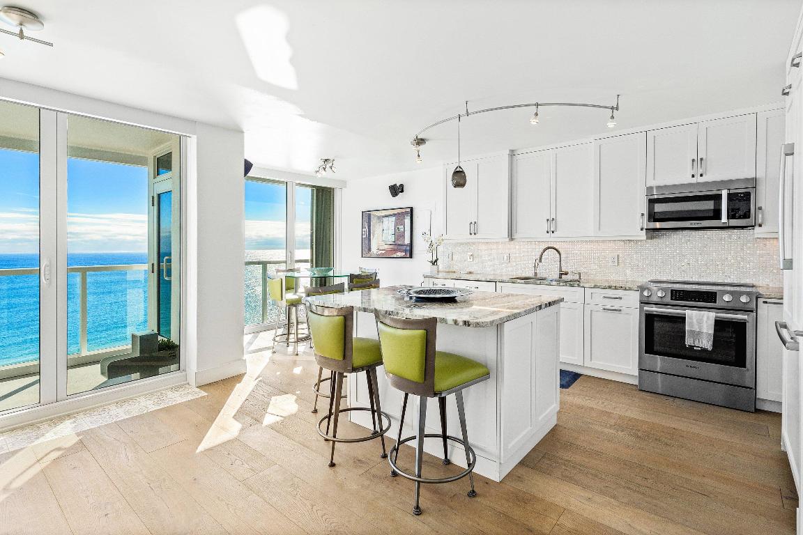 OCEAN TOWERS - Residential