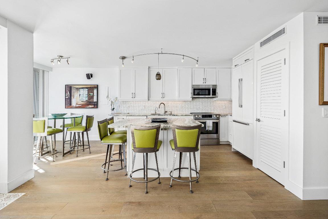 OCEAN TOWERS - Residential