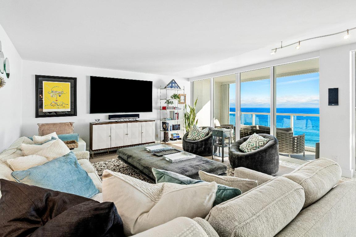 OCEAN TOWERS - Residential