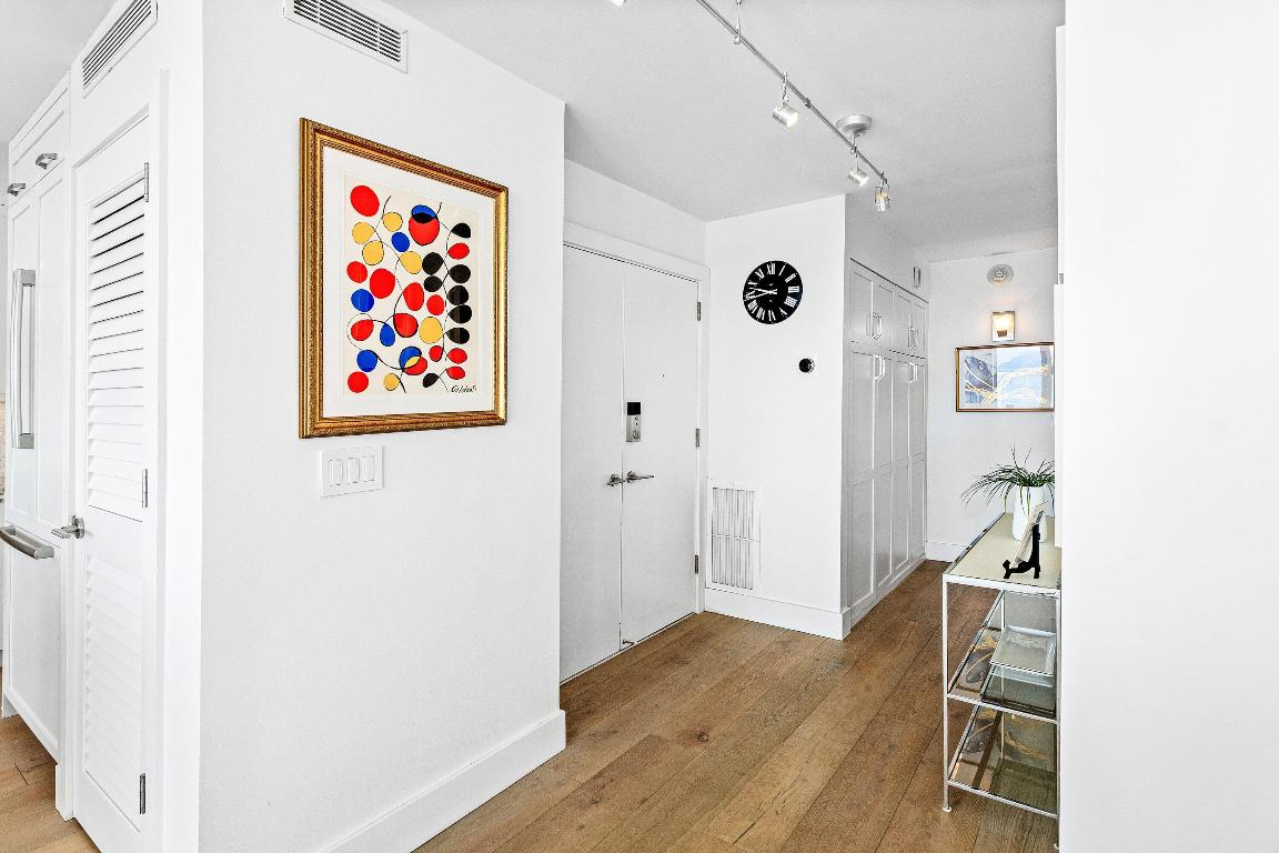 OCEAN TOWERS - Residential