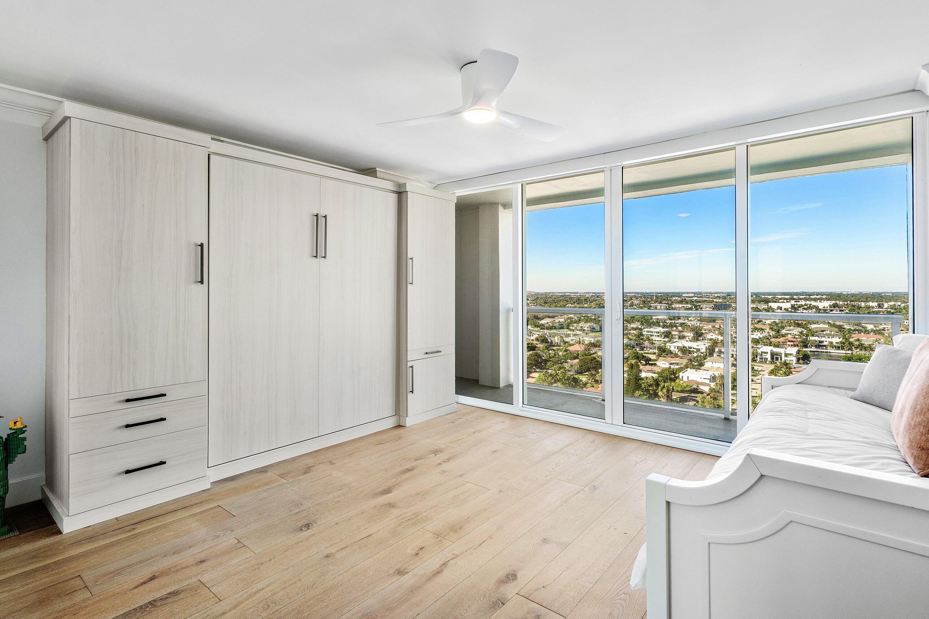 OCEAN TOWERS - Residential