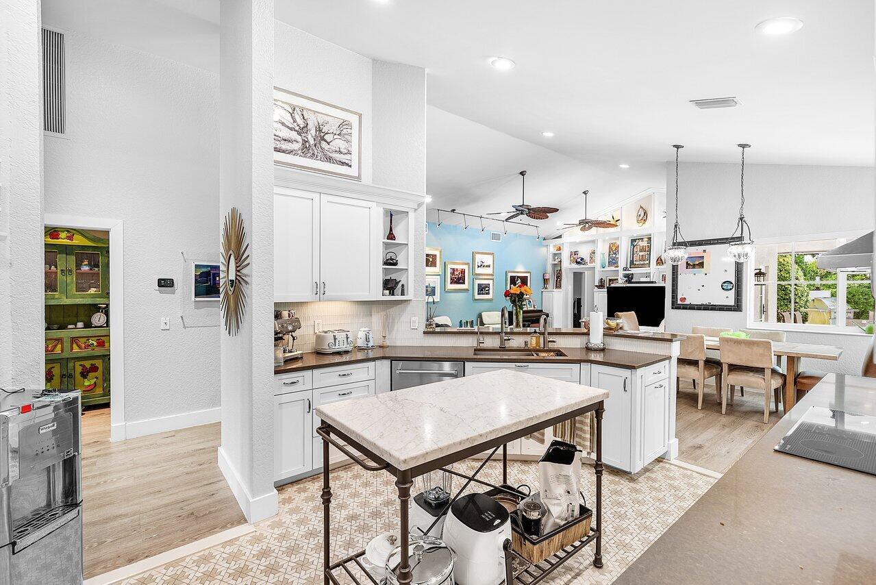 WOODFIELD HUNT CLUB II - Residential