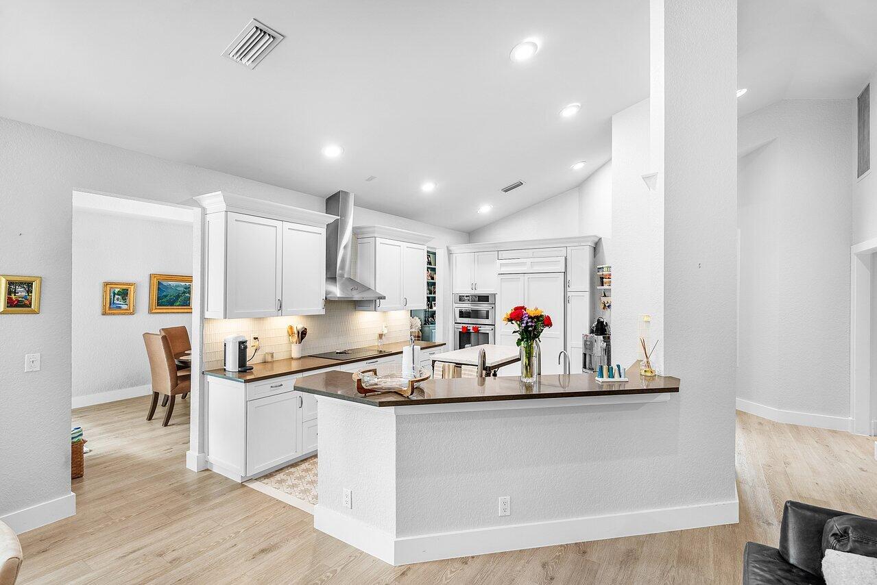 WOODFIELD HUNT CLUB II - Residential