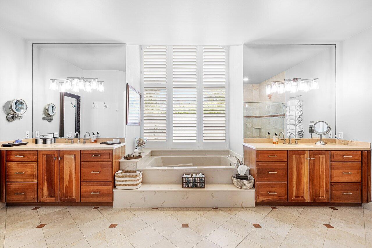 WOODFIELD HUNT CLUB II - Residential