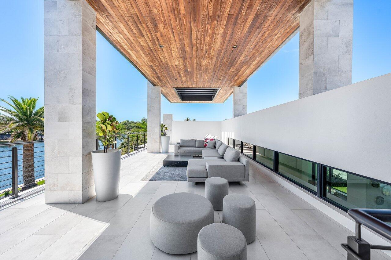 VENETIAN ISLES 3RD SEC - Residential