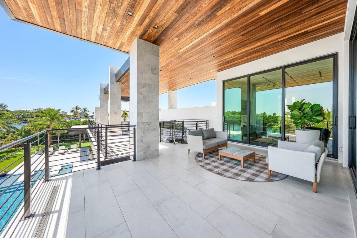 VENETIAN ISLES 3RD SEC - Residential